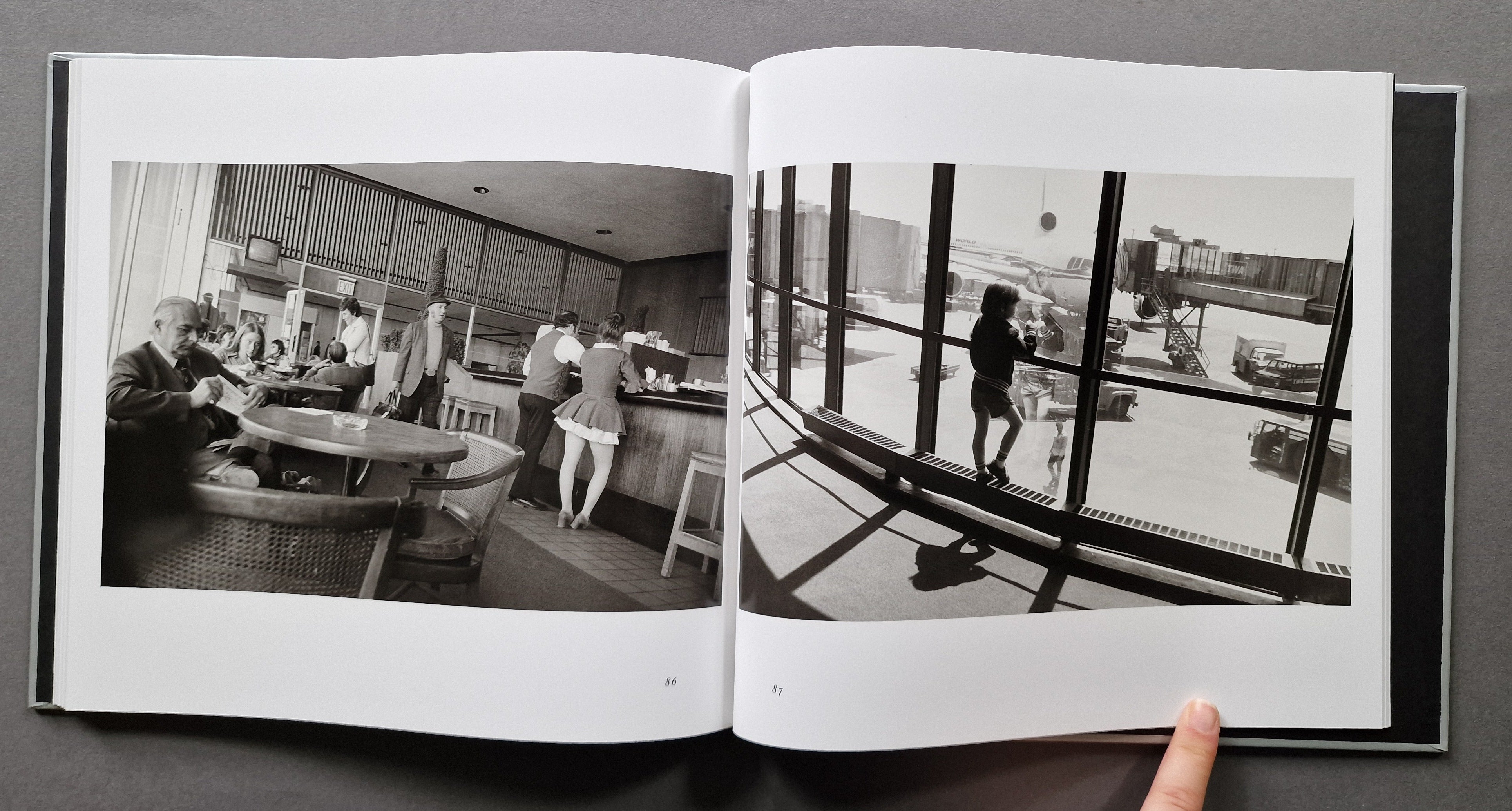 Buy Arrivals and Departures by Garry Winogrand – Setanta Books