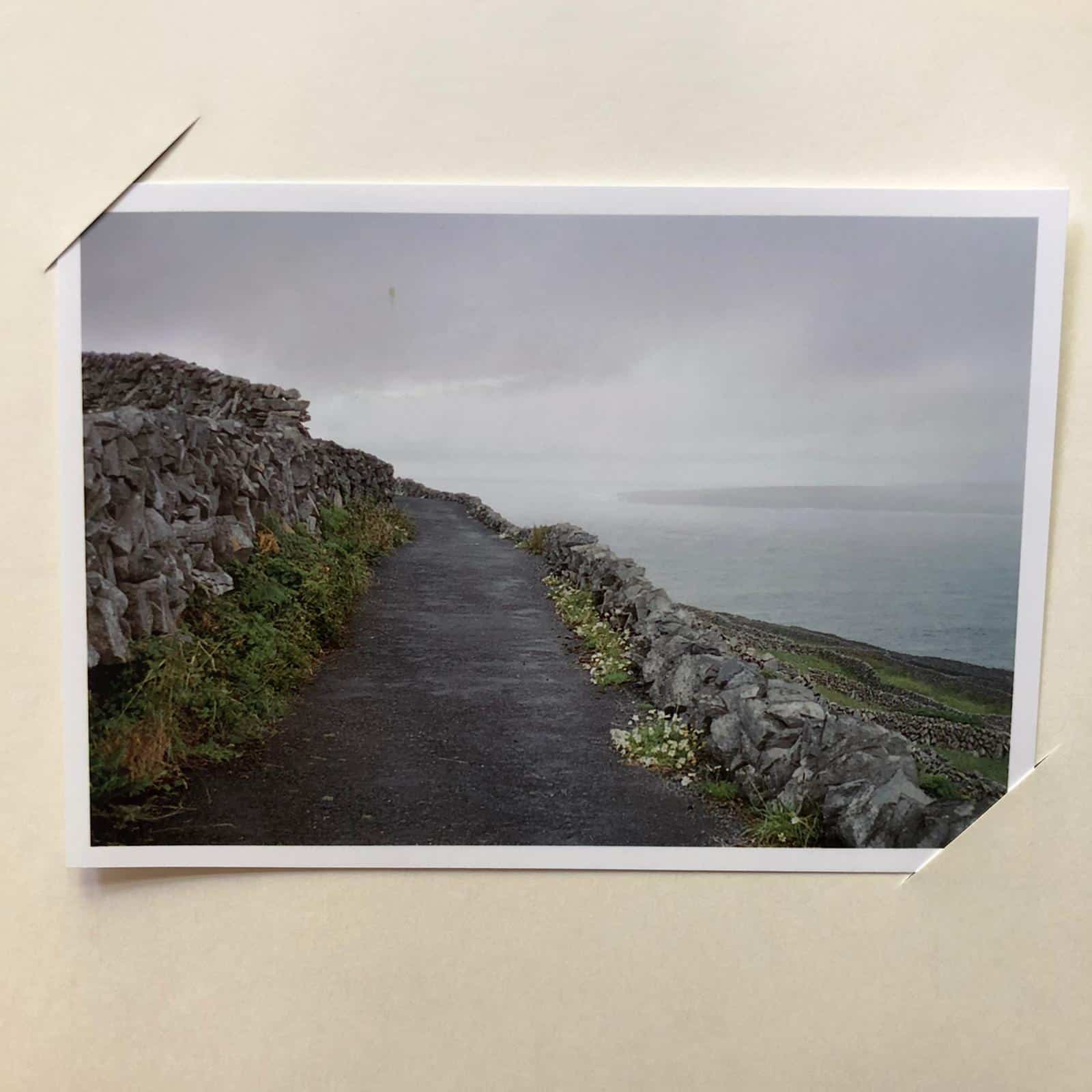 Buy Here Comes Everybody: Chris Killip's Irish Photographs online – Setanta  Books