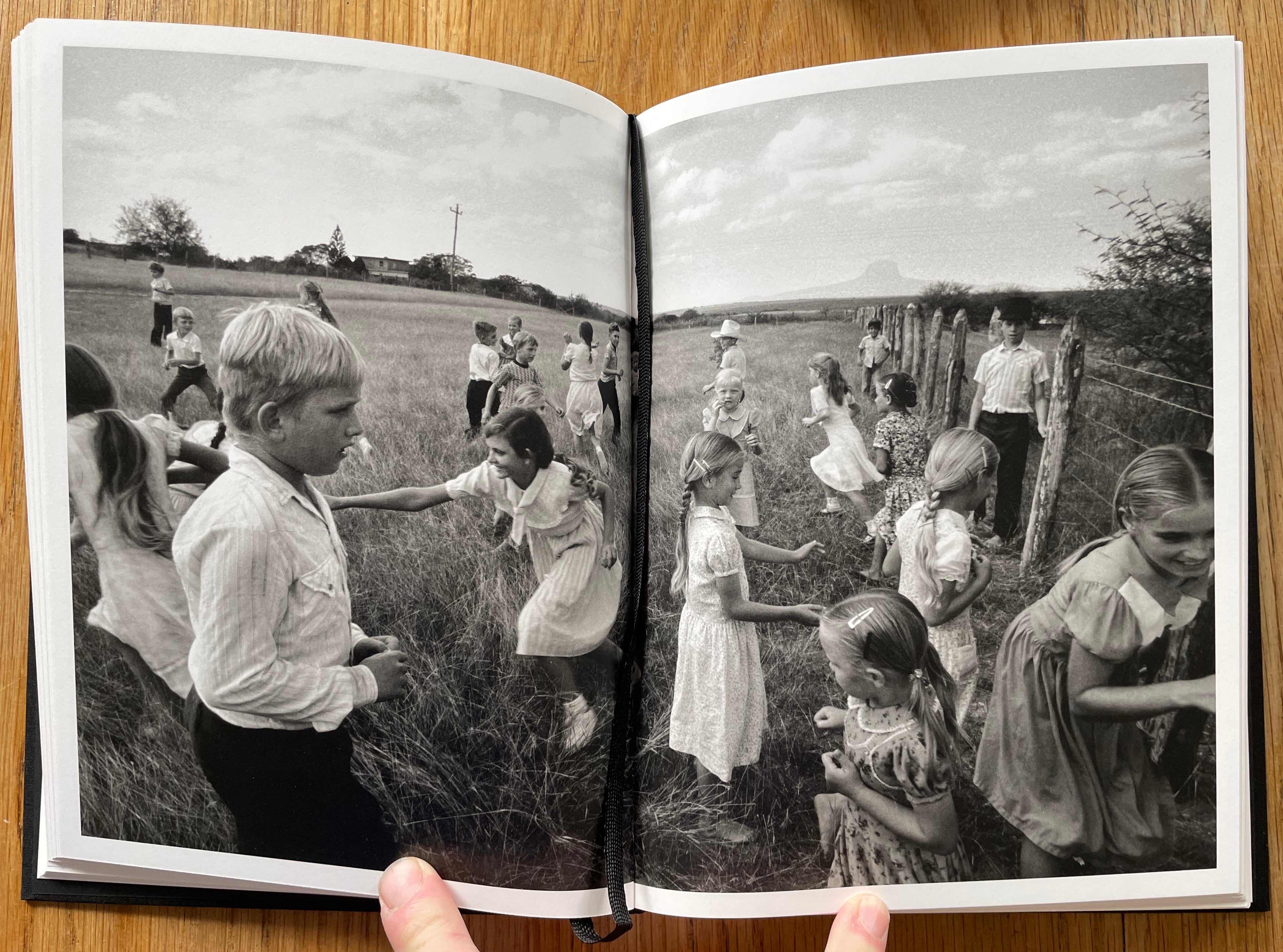 The Mennonites by Larry Towell | Photography | setanta books – Setanta Books