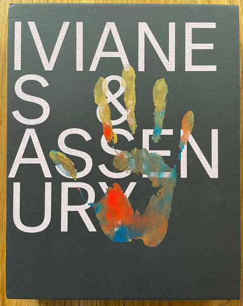 Viviane Sassen: Pikin Slee - Bookshop Anzenberger Gallery